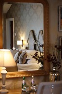 The Royal Hotel