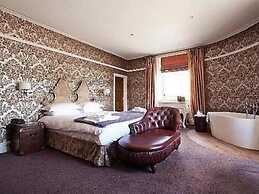 The Royal Hotel