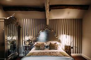 The Royal Hotel