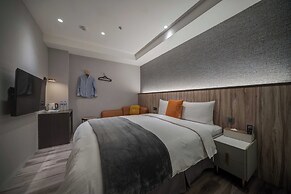 Fun Stay Inn Ximen