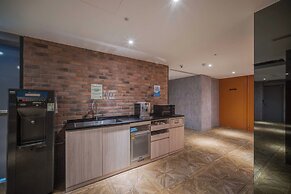 Fun Stay Inn Ximen
