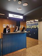 Fun Stay Inn Ximen