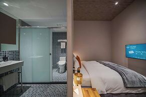 Fun Stay Inn Ximen