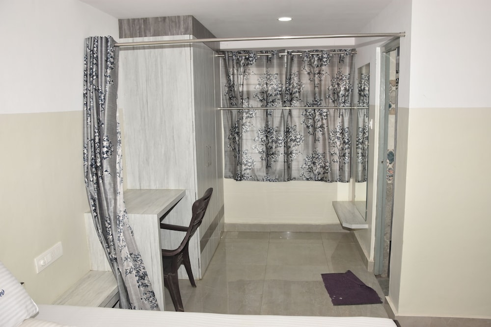 Hotel Sree Vasudev