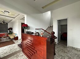 OYO 1204 Hoang Linh Hotel