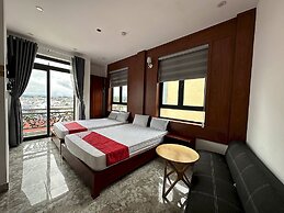 OYO 1204 Hoang Linh Hotel