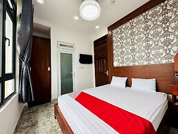 OYO 1204 Hoang Linh Hotel