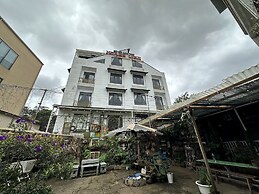 OYO 1204 Hoang Linh Hotel