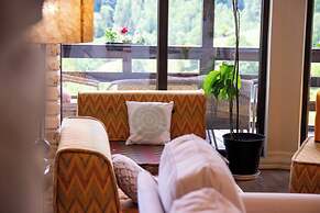 Akasha Retreat