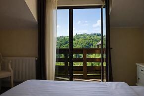 Akasha Retreat