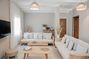 Yam Suites