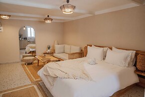 Yam Suites
