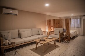 Yam Suites