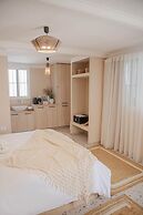 Yam Suites