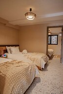 Yam Suites