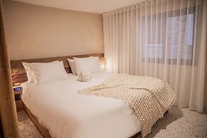 Yam Suites