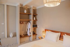 Yam Suites