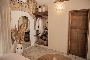 Yam Suites