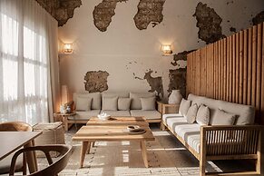 Yam Suites