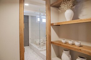 Yam Suites