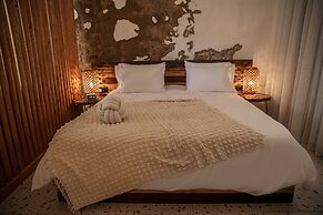 Yam Suites