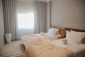 Yam Suites