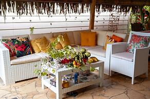 Manaeva Lodge