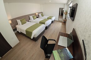 SM Grand Hotel