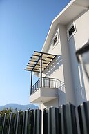 Bright House Apart