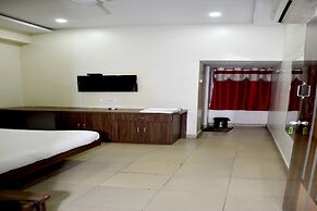 Hotel Adarsh