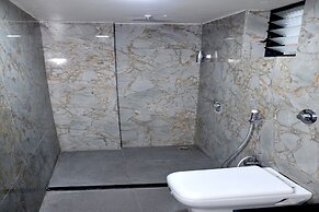 Hotel Adarsh