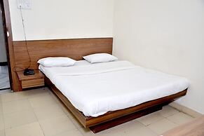 Hotel Adarsh