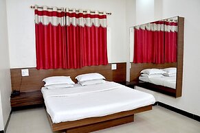 Hotel Adarsh