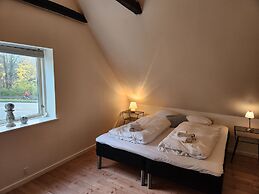 Breakaway Cottage