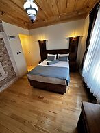 Antique Pearl Hotel
