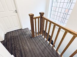 Impeccable 3-bed House in Nottingham Central