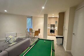 Stunning 1-bed Apartment in Salford
