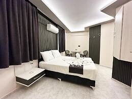 Marina Lora Butik Otel Sığacık