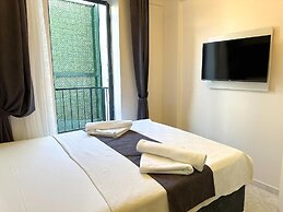 Marina Lora Butik Otel Sığacık