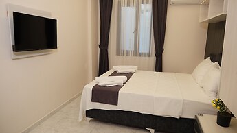 Marina Lora Butik Otel Sığacık