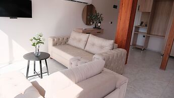 Marina Lora Butik Otel Sığacık