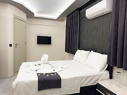 Marina Lora Butik Otel Sığacık