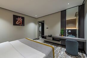 Ross Hotel
