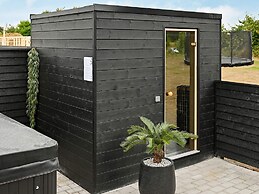 5 Star Holiday Home in Romo