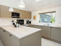 5 Star Holiday Home in Romo