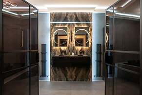 Luxury West End Oasis - Lux Spa Bath - Romantic