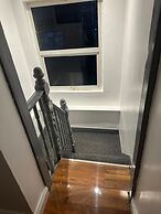 Kuramoh Modern Apartment