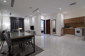 The Gate Hotel and Apartments