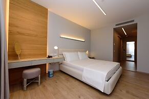 Navy Hotel