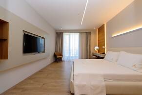 Navy Hotel
